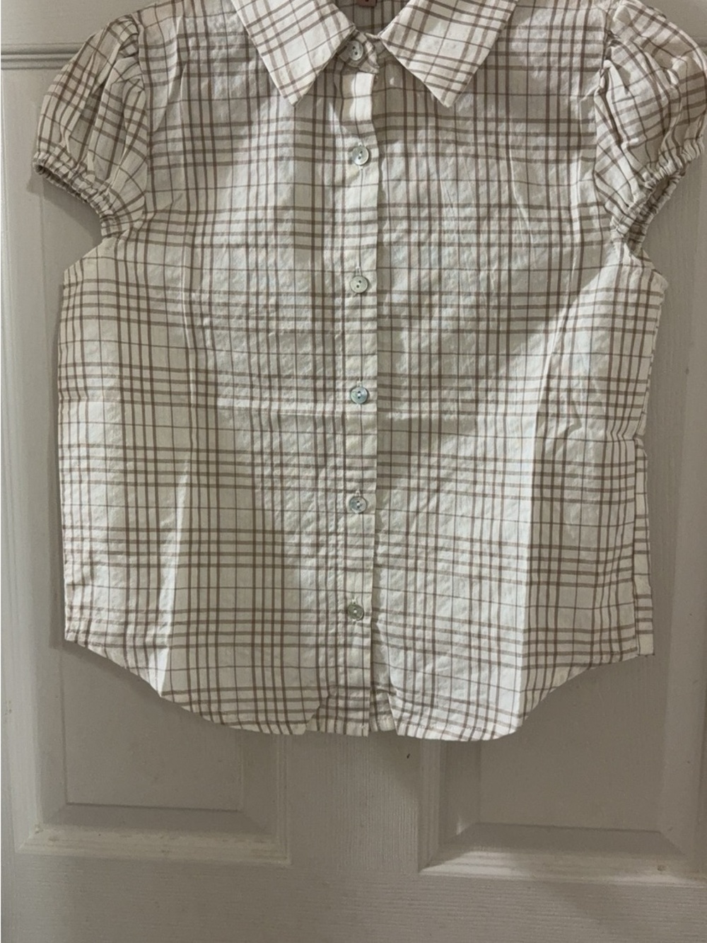 women Plaid Short Sleeve Button-Down Shirt - Cream & Brown